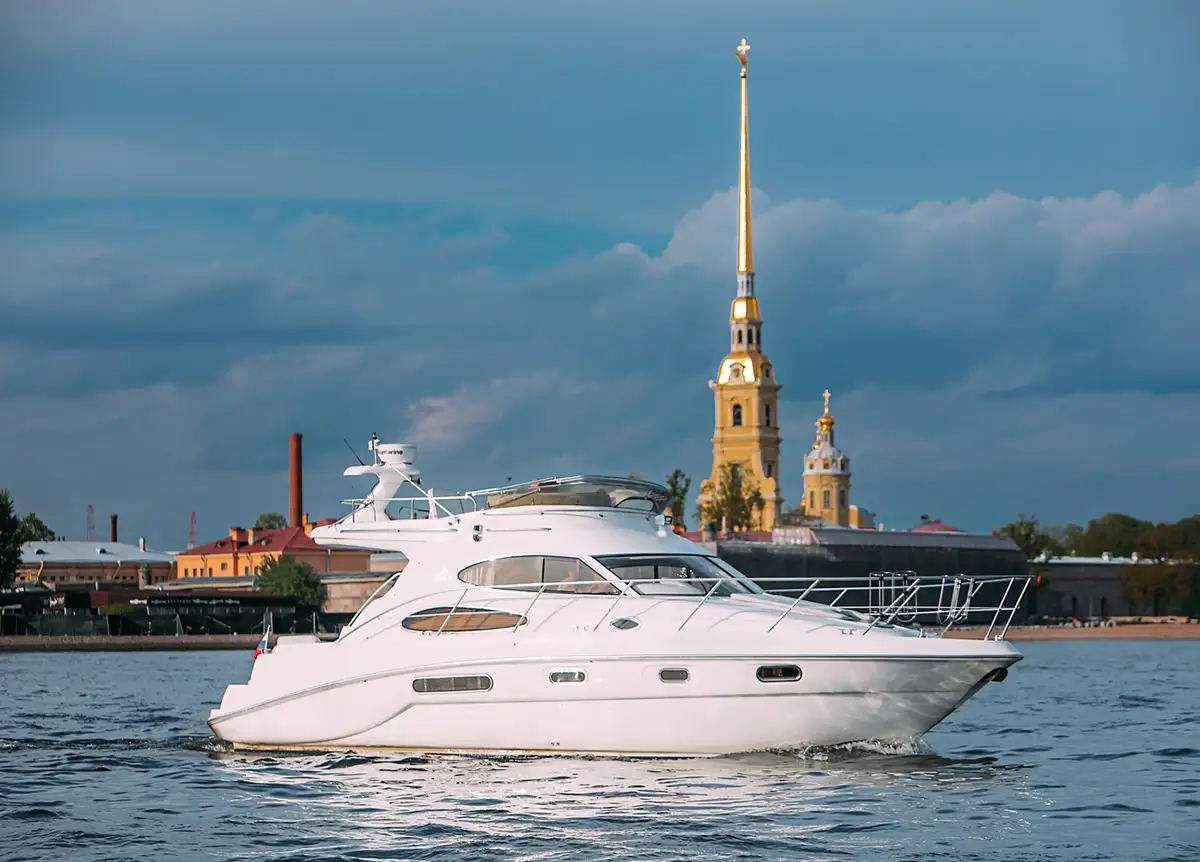 Яхта Sealine 39 AMO